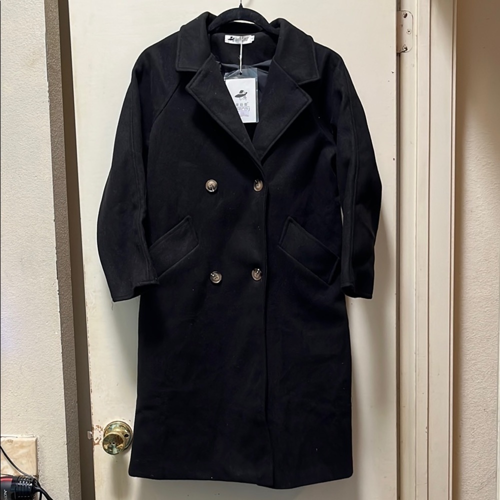 Black Double-Breasted Women's Coat small missing belt